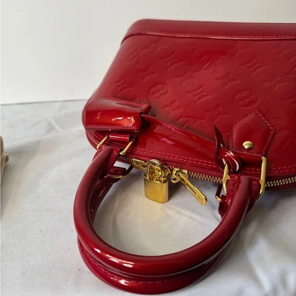 LOUIS VUITTON RED VERNIS ALMA BB - Picture 5 of 10